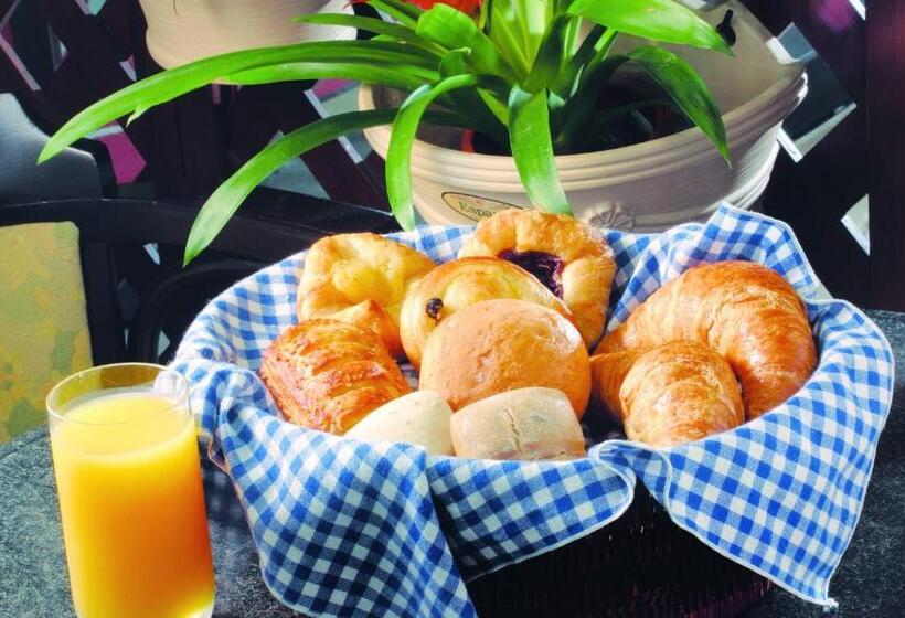 ユースホステル Kumegawa Wing