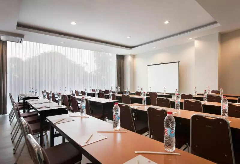 Amaris Hotel Darmo Surabaya