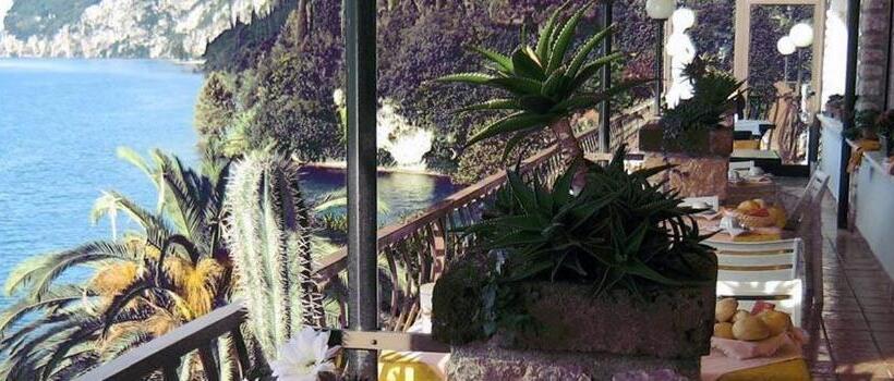 Отель Forbisicle