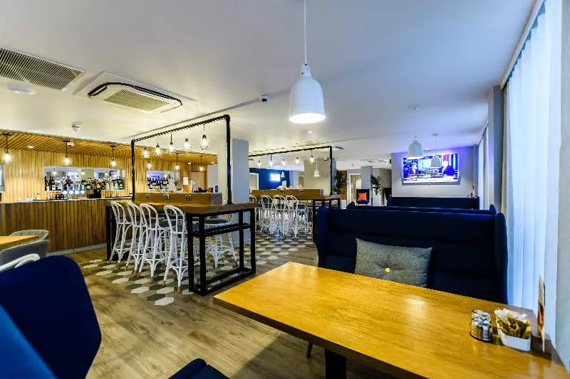 ホテル Holiday Inn Express   Wigan, An Ihg
