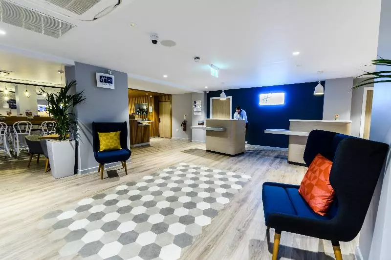 ホテル Holiday Inn Express   Wigan, An Ihg