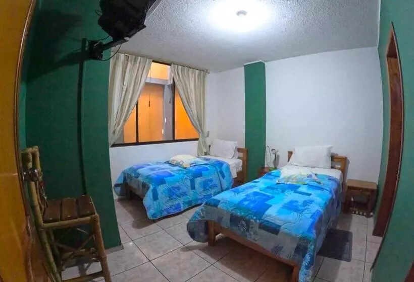 هتل Hostal Puyo