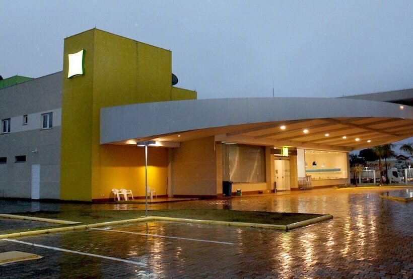 Hotel Ibis Styles Ponta Pora