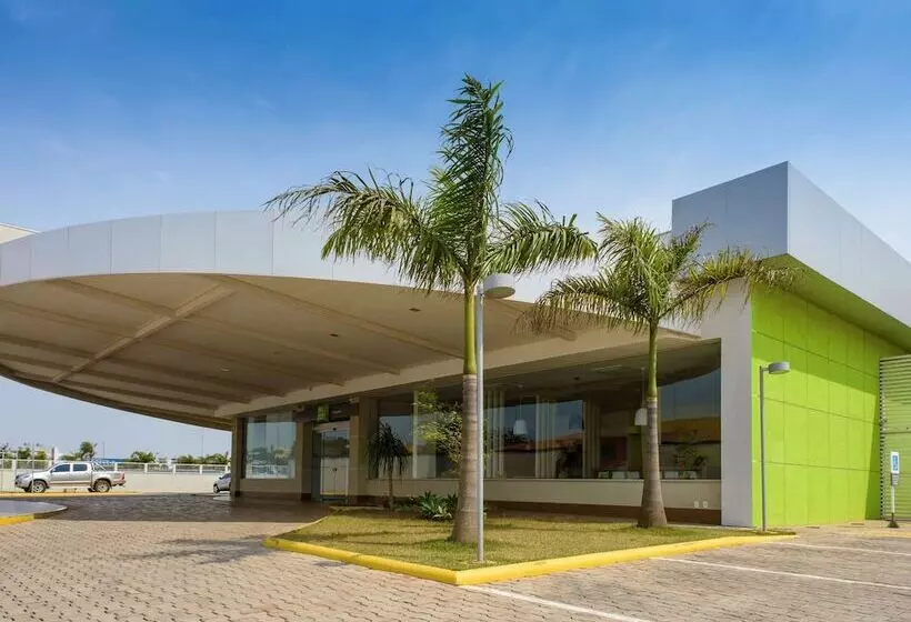 هتل Ibis Styles Ponta Pora
