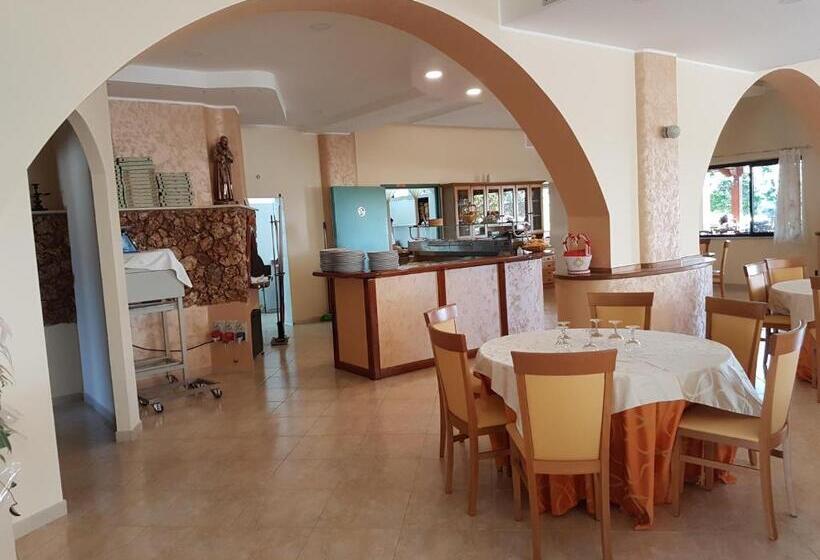 ホテル La Campagnola