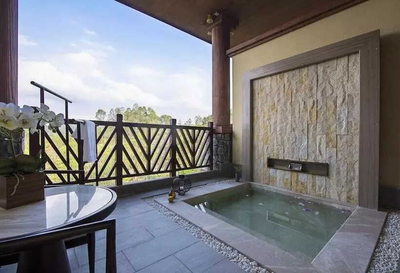 هتل Foshan Ln Garden
