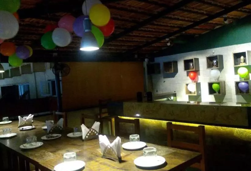 Hotelli Navaratna Palace