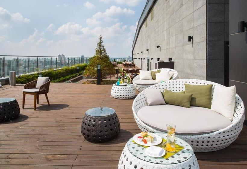 هتل Ramada By Wyndham Jeonju