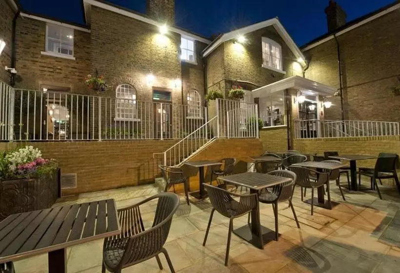 ホテル The Golden Hope Wetherspoon