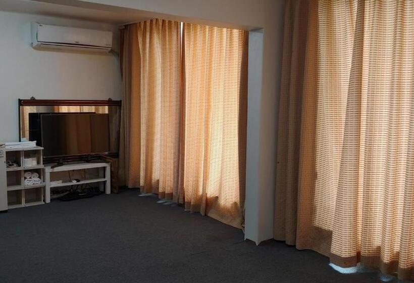 מוטל Bandal Book & Stay