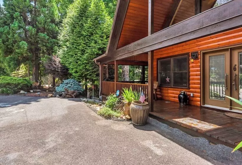 Appalachian Mtn Cabin Near New River State Park!