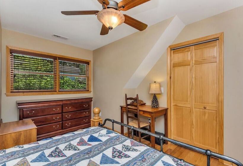 Appalachian Mtn Cabin Near New River State Park!