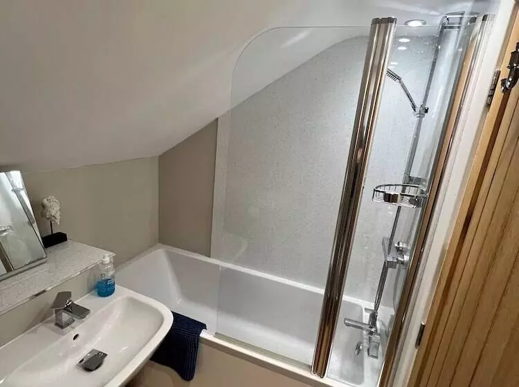 Rural Cottage Full Kitchen Pets Ok Paddock