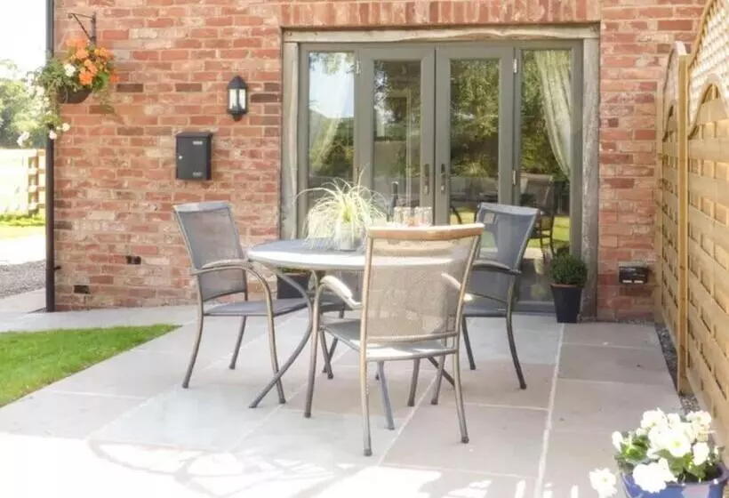 Rural Cottage Full Kitchen Pets Ok Paddock