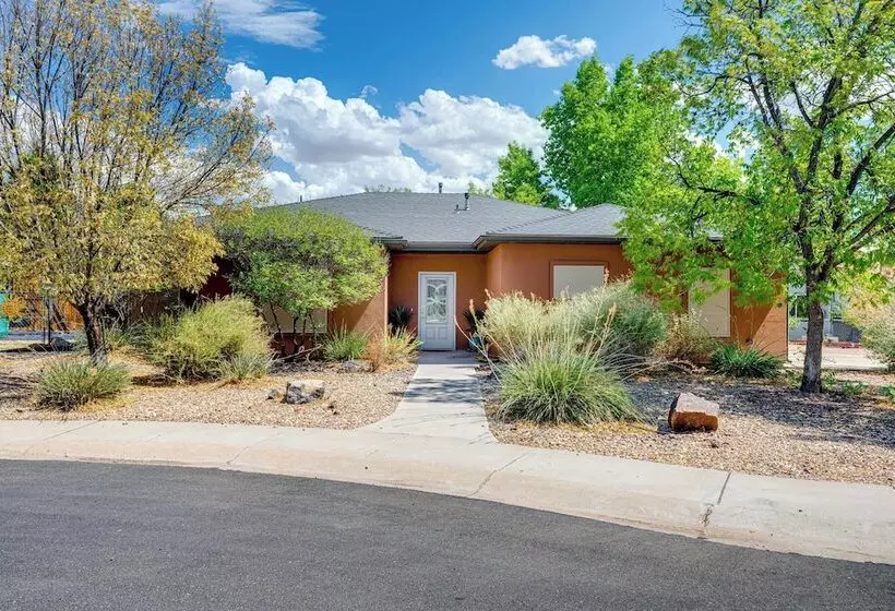 La Verkin Family Retreat Near Zion National Park!