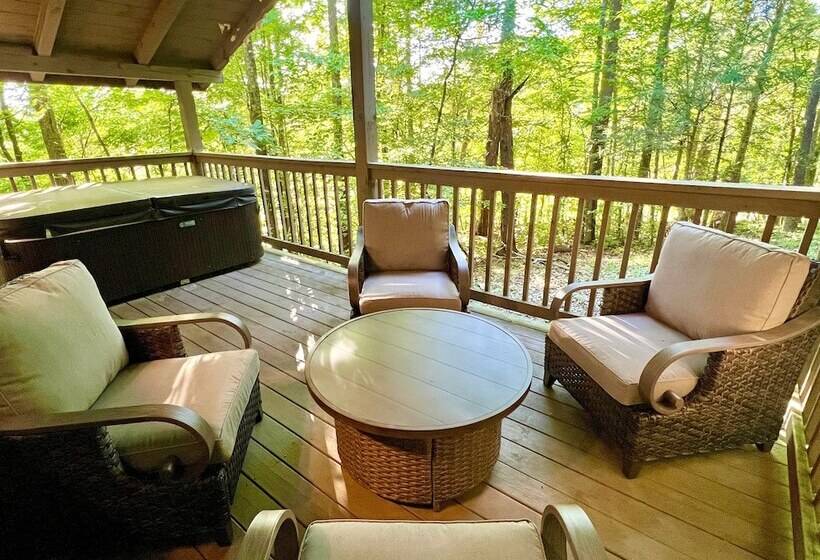 Light N Bug Bungalow