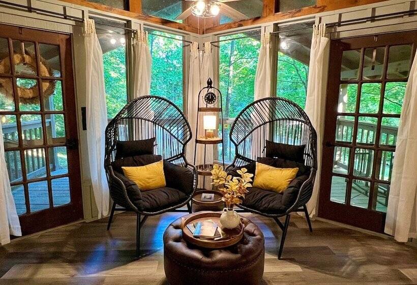 Light N Bug Bungalow