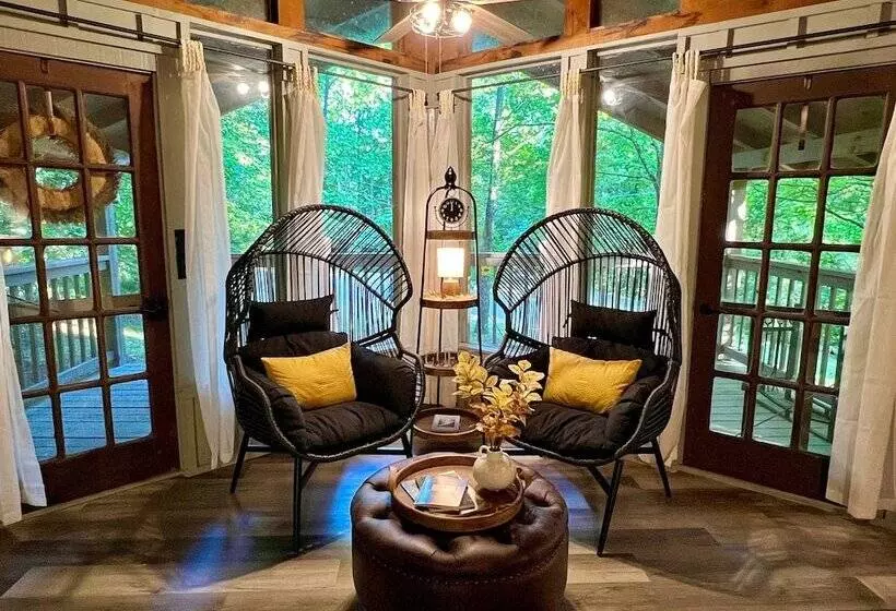 Light N Bug Bungalow