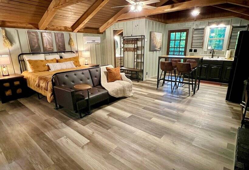 Light N Bug Bungalow