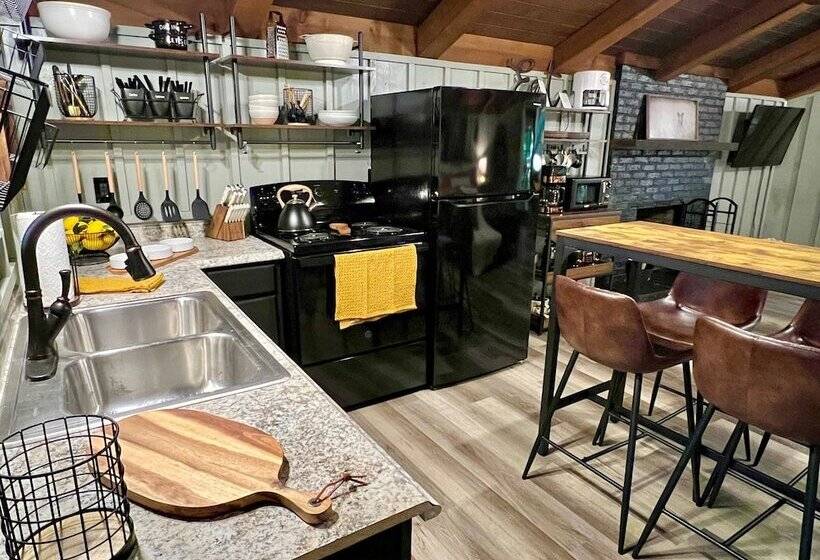 Light N Bug Bungalow