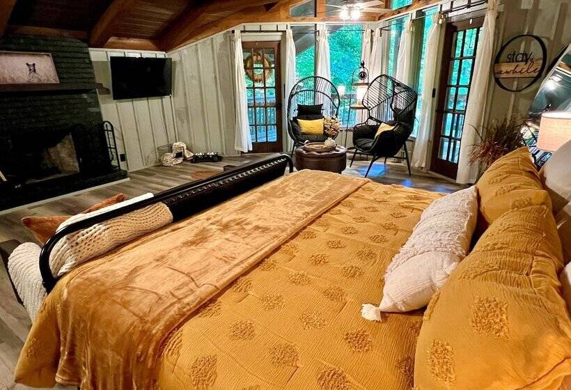 Light N Bug Bungalow