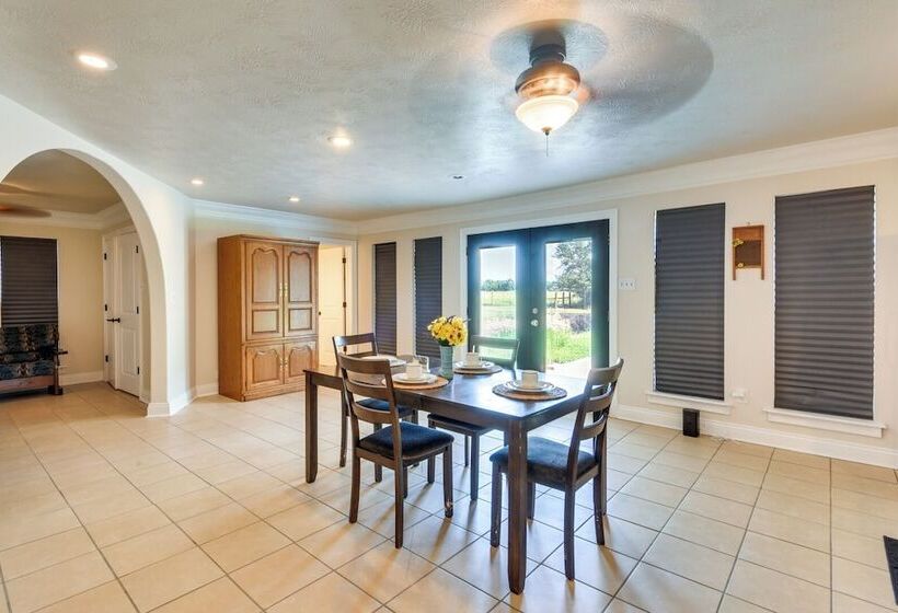 Group Friendly Louisana Hideaway: Hunt & Fish!