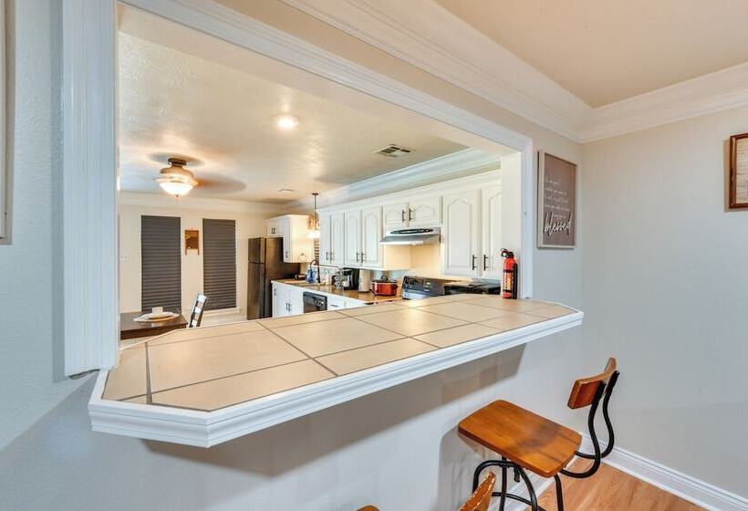 Group Friendly Louisana Hideaway: Hunt & Fish!