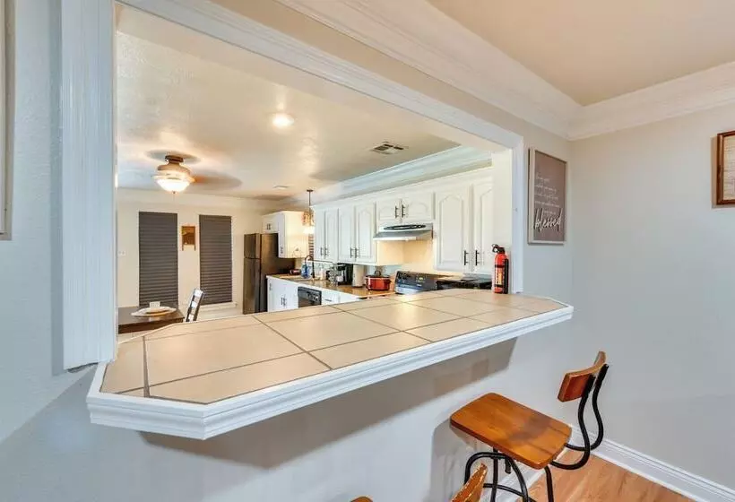 Group Friendly Louisana Hideaway: Hunt & Fish!