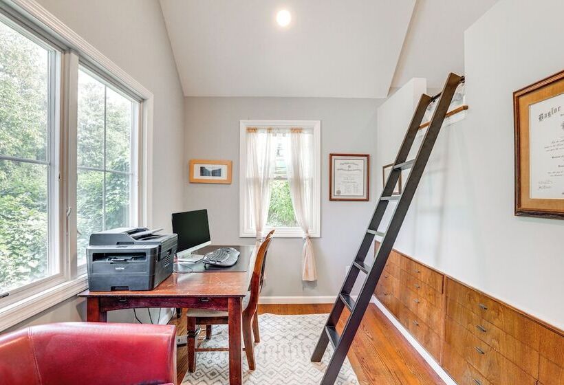 Princeton Home W/ Patio: Pets Welcome!