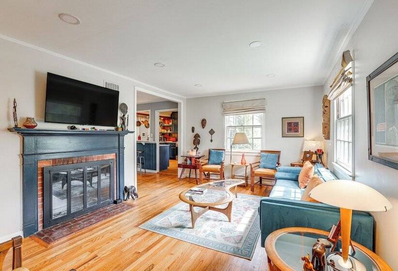 Princeton Home W/ Patio: Pets Welcome!