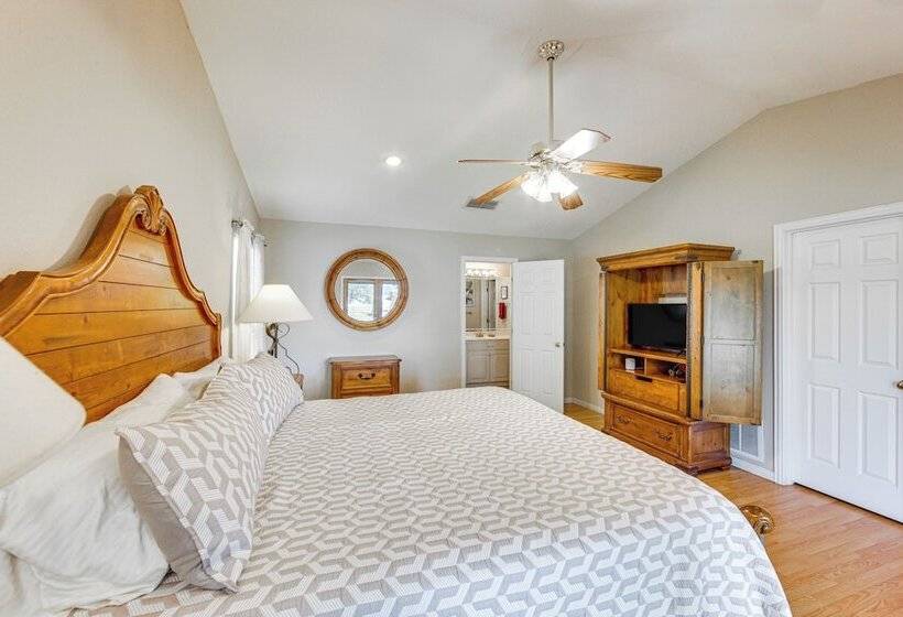 Rhodes Retreat W/ Dock On Cedar Creek Lake!