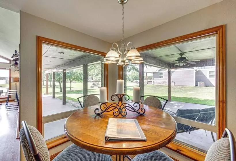 Rhodes Retreat W/ Dock On Cedar Creek Lake!