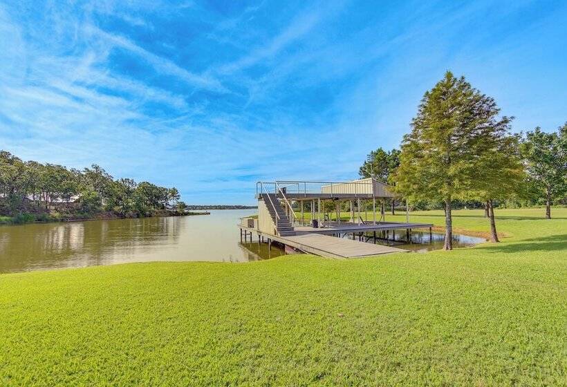 Rhodes Retreat W/ Dock On Cedar Creek Lake!