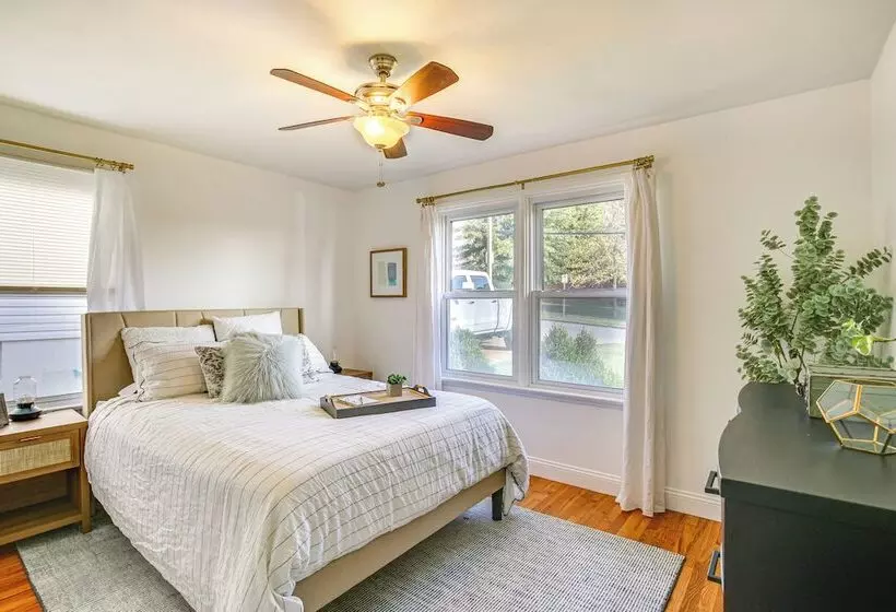 St Louis Home < 1 Mi To Forest Park!