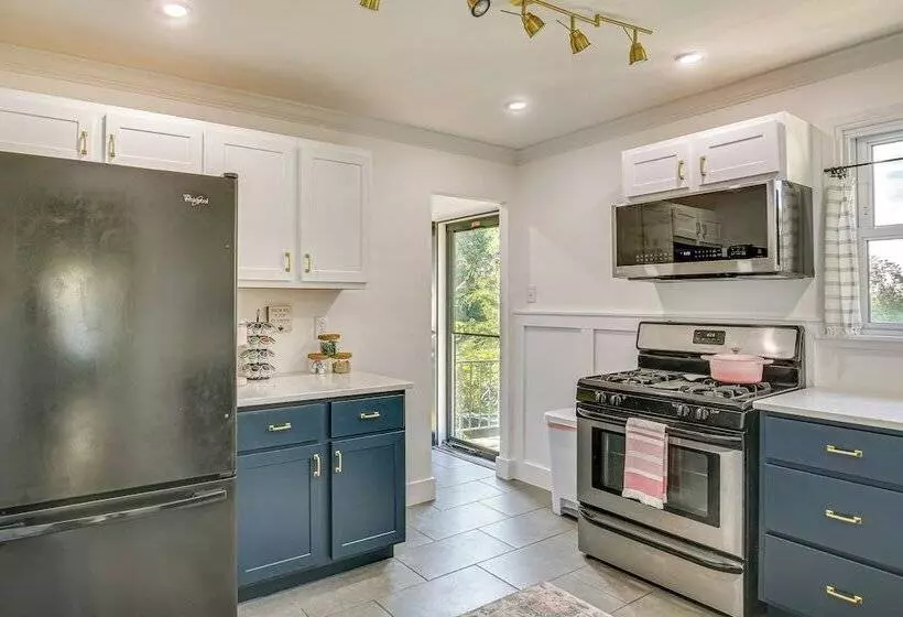 St Louis Home < 1 Mi To Forest Park!