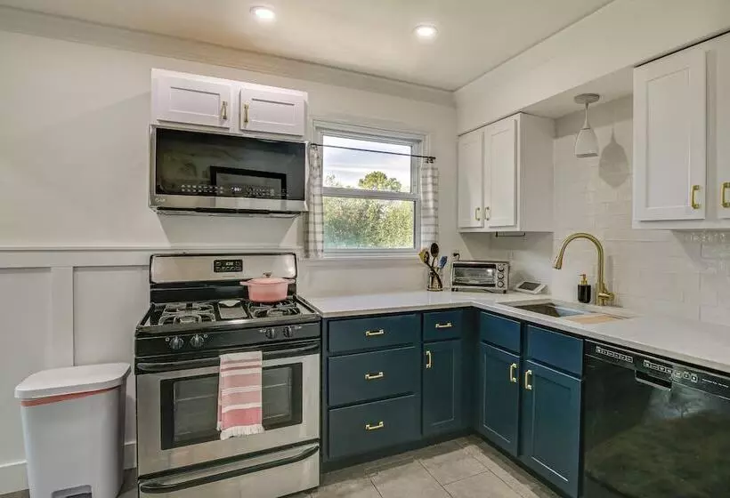 St Louis Home < 1 Mi To Forest Park!