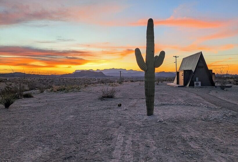 Stardust Big Bend Luxury Cottage