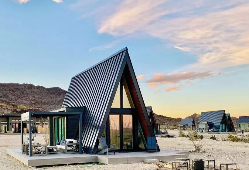 Stardust Big Bend Luxury Cottage