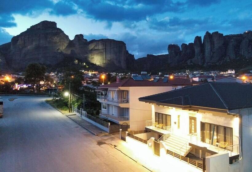 Tsikaris Boutique Guesthouse