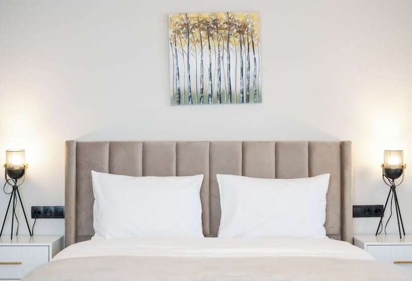 Tsikaris Boutique Guesthouse