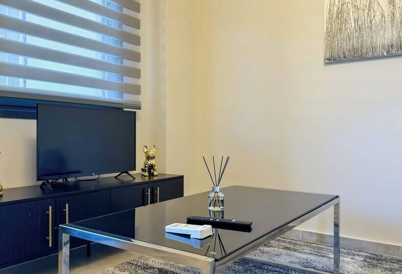 Tsikaris Boutique Guesthouse