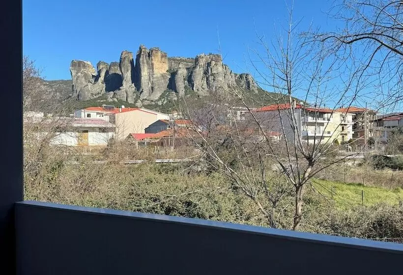 Tsikaris Boutique Guesthouse