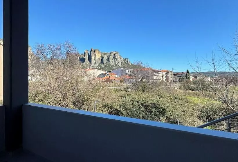 Tsikaris Boutique Guesthouse