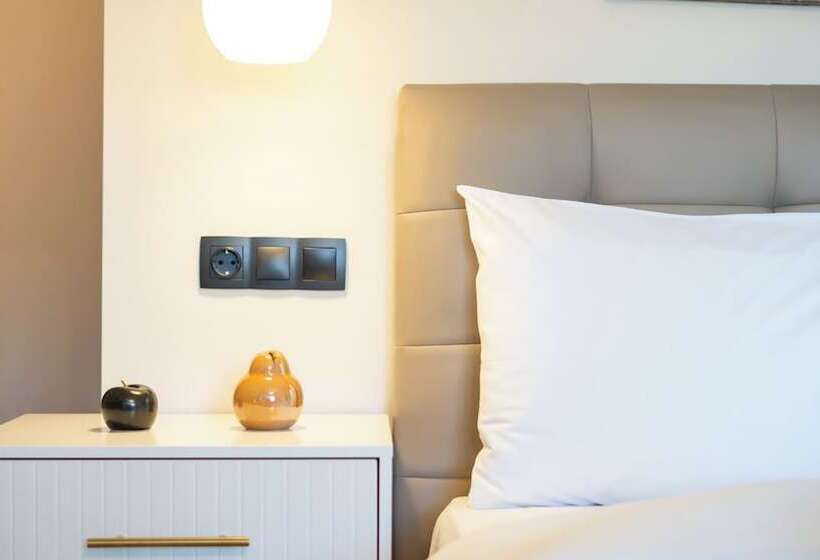 Tsikaris Boutique Guesthouse