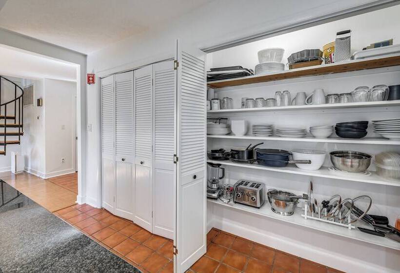 Waterfront Urbanna Home W/ Private Dock & Pool