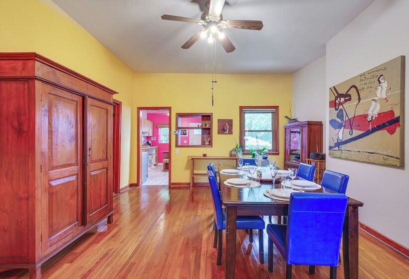 Walk To Highland Park: Artsy Pittsburgh Retreat!