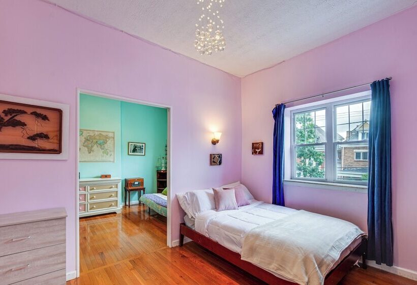 Walk To Highland Park: Artsy Pittsburgh Retreat!