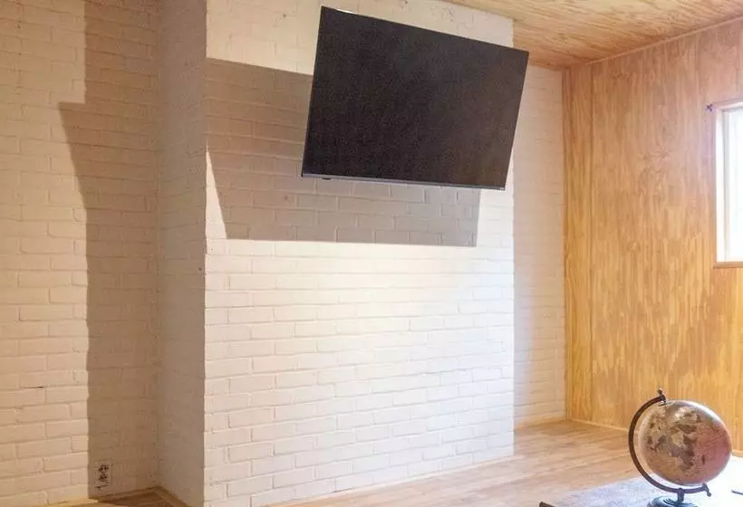 Charming Home: 3 Blocks To Winona State University