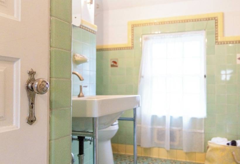 Charming Home: 3 Blocks To Winona State University