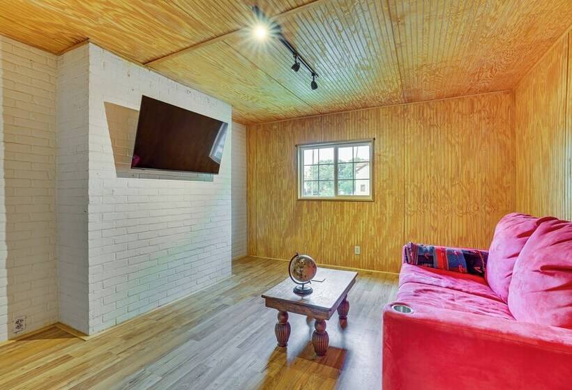 Charming Home: 3 Blocks To Winona State University